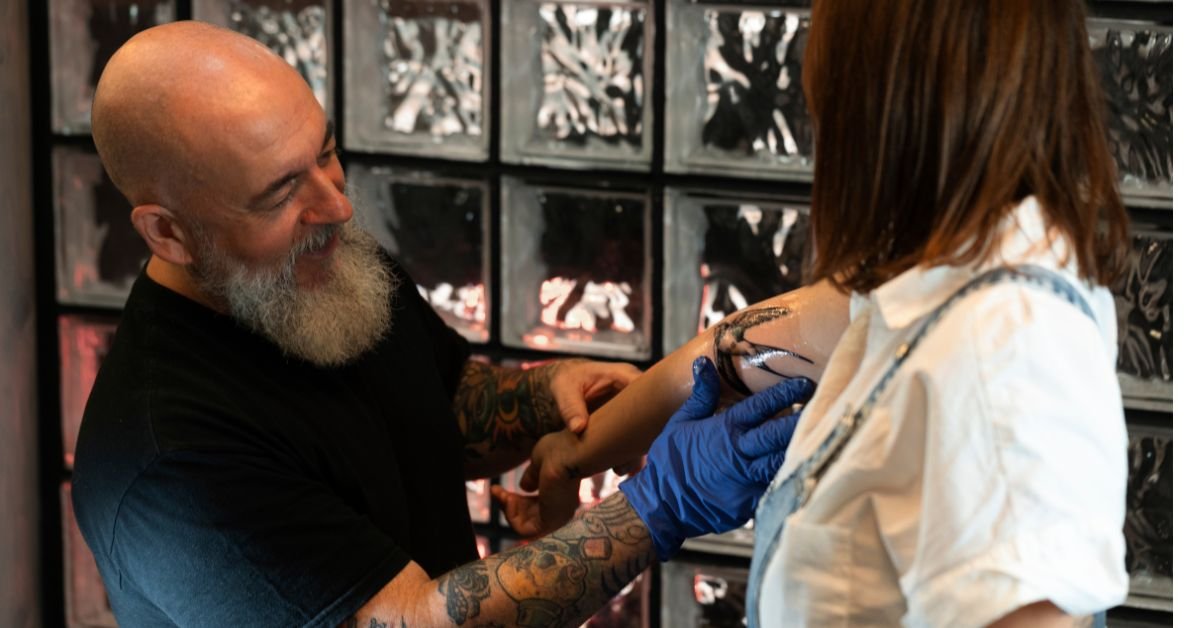 Ink Contrast: White vs Color Tattoos Explained